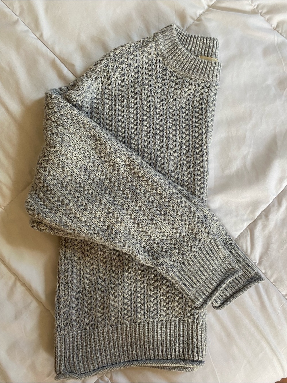 Universal Thread Gray Marled Sweater